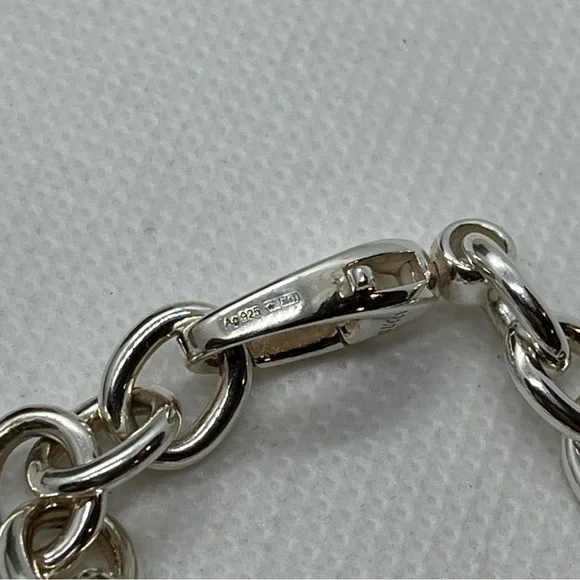 GUCCI Sterling Silver G Heart Charm Bracelet 925 Italy - Picture 7 of 10